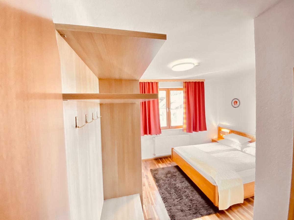 Gasthof Zum Moosmann - Familie Pachernigg Arnfels Ngoại thất bức ảnh